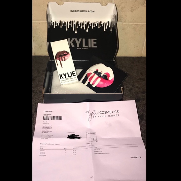 Kylie Cosmetics Other - Kylie Cosmetics Leo Lip Kit